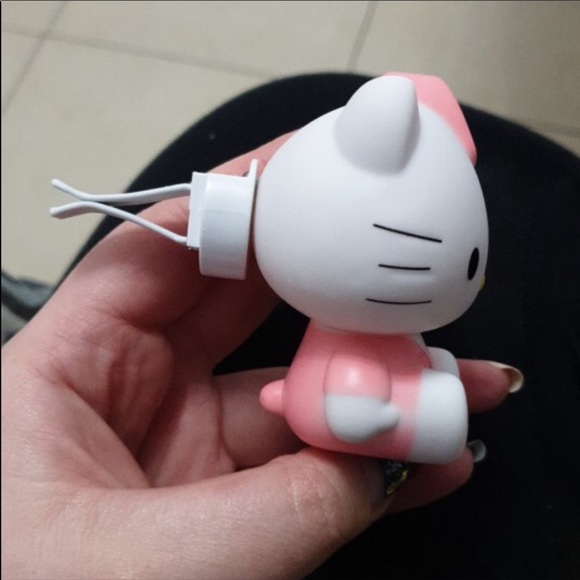 Hello kitty car vent air fresheners - Picture 6 of 8